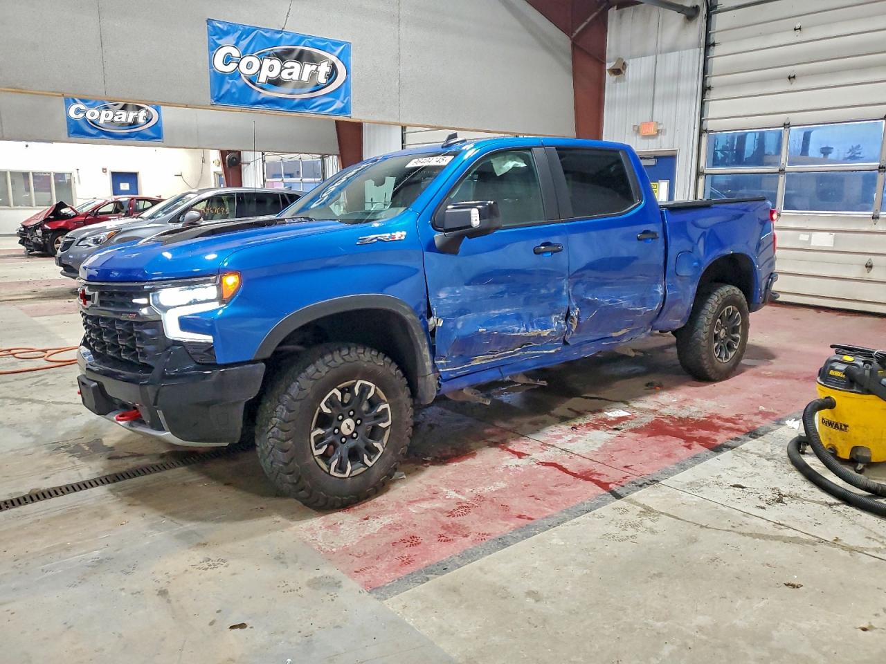 Chevrolet Silverado K1500 Zr2 Image 1