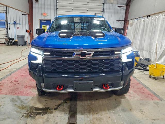 Chevrolet Silverado K1500 Zr2 Image 12