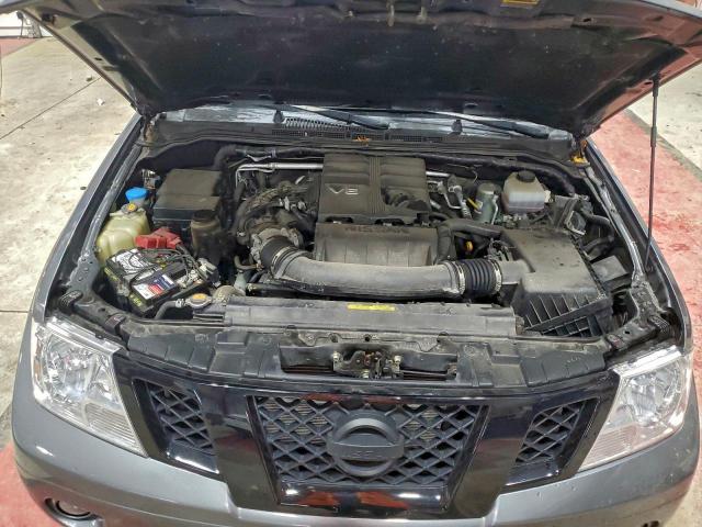 Nissan Frontier S Image 12