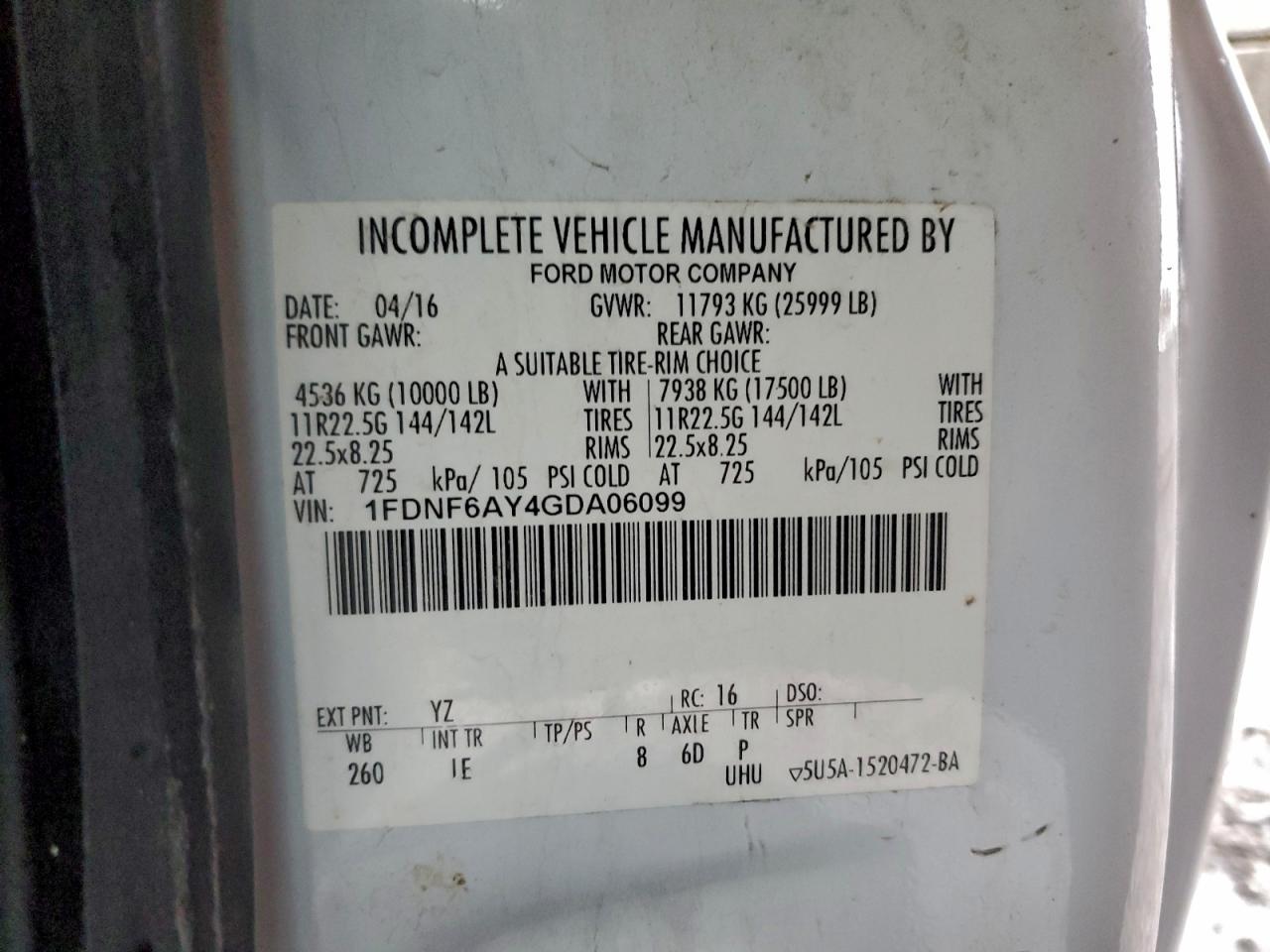 Ford F-650 Super Duty Image 8