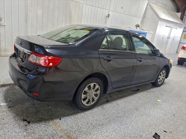 Toyota Corolla Base Image 8