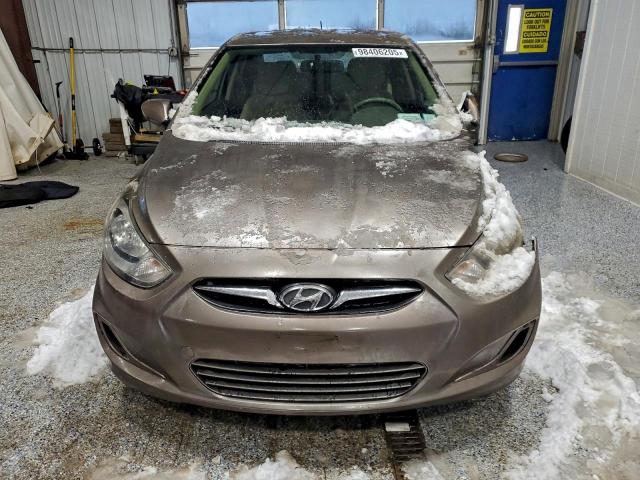 Hyundai ACCENT Gls Image 4