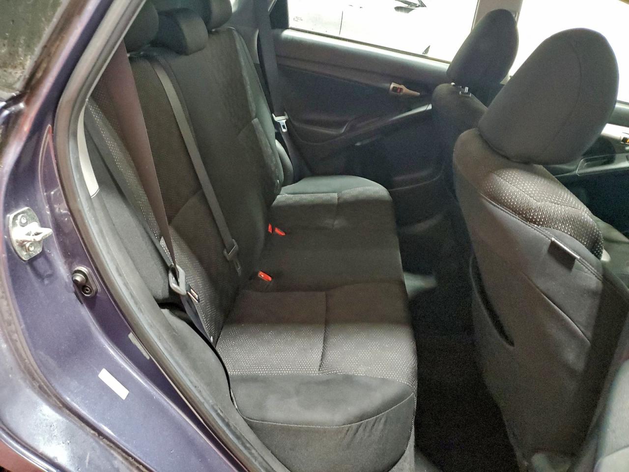 Pontiac Vibe Image 11