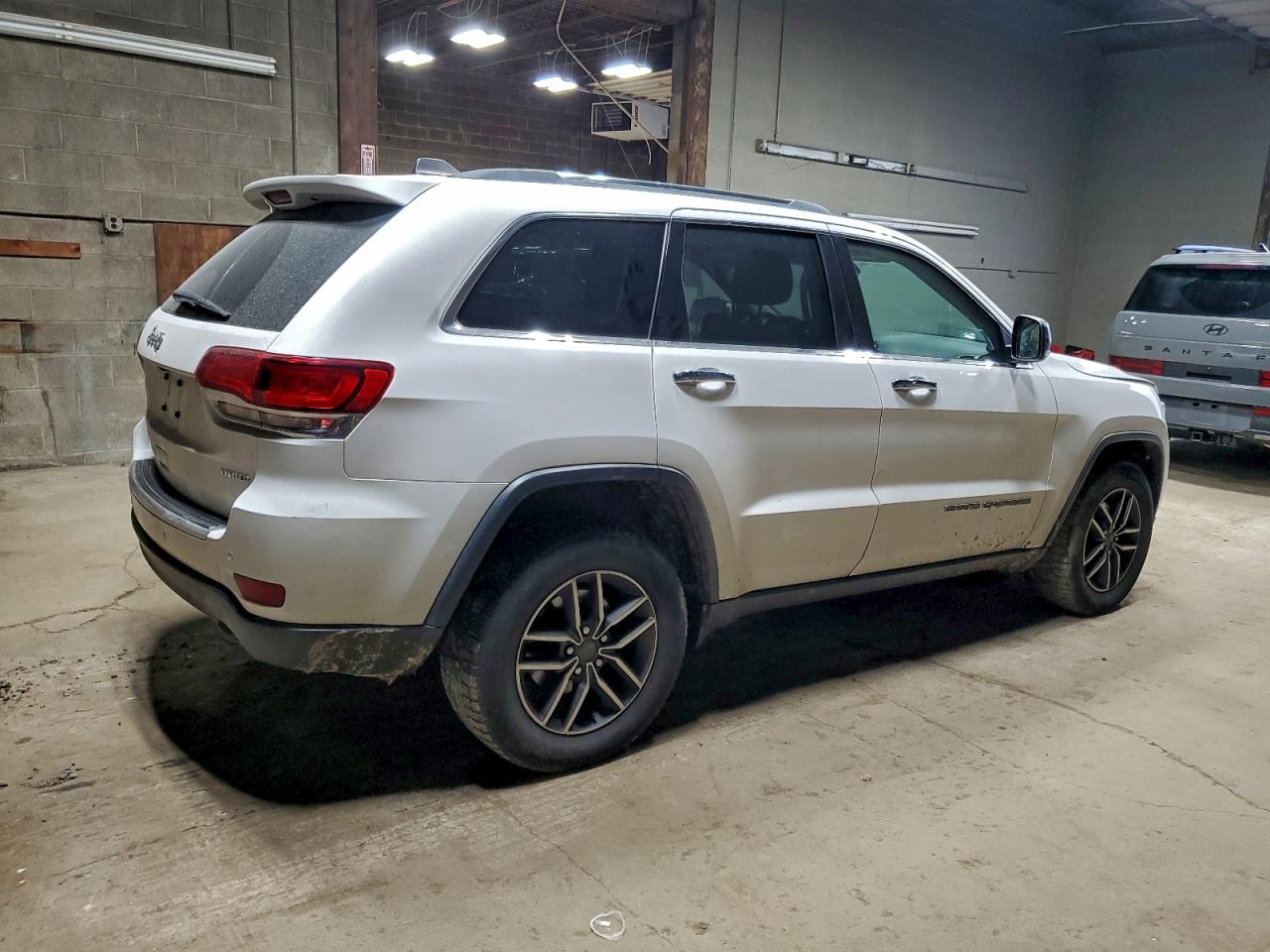Jeep Grand Cherokee Limited Image 2