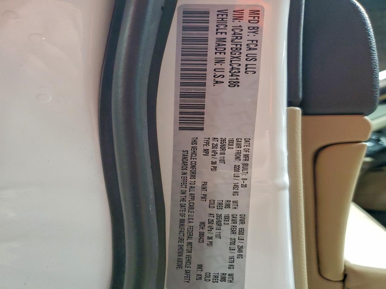 Jeep Grand Cherokee Limited Image 13