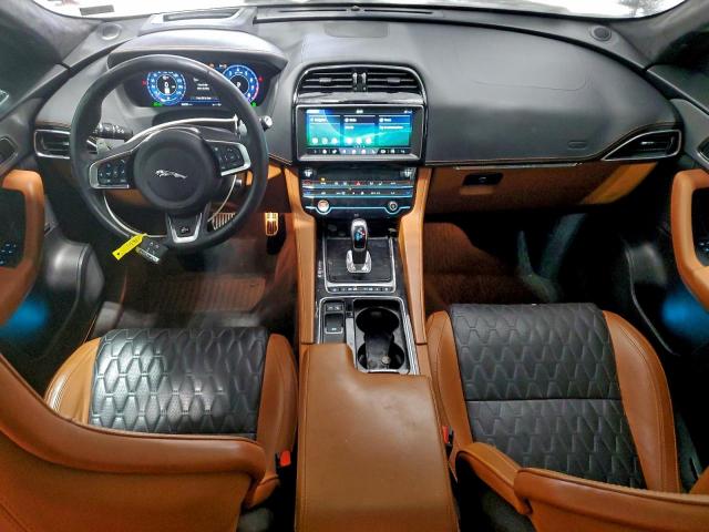 Jaguar F-PACE Svr Image 3
