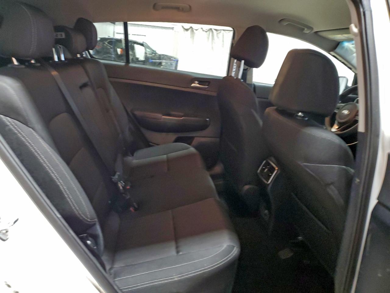 Kia Sportage Lx Image 10