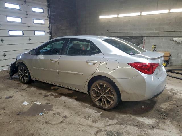 Toyota Corolla L Image 2