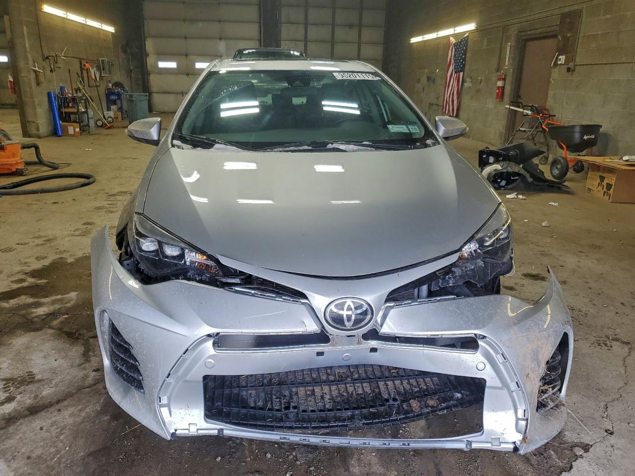 Toyota Corolla L Image 3