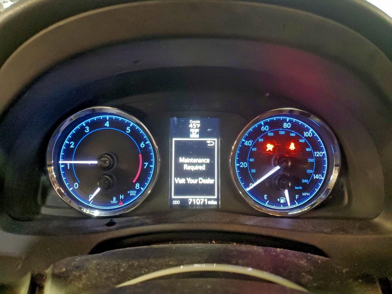 Toyota Corolla L Image 7