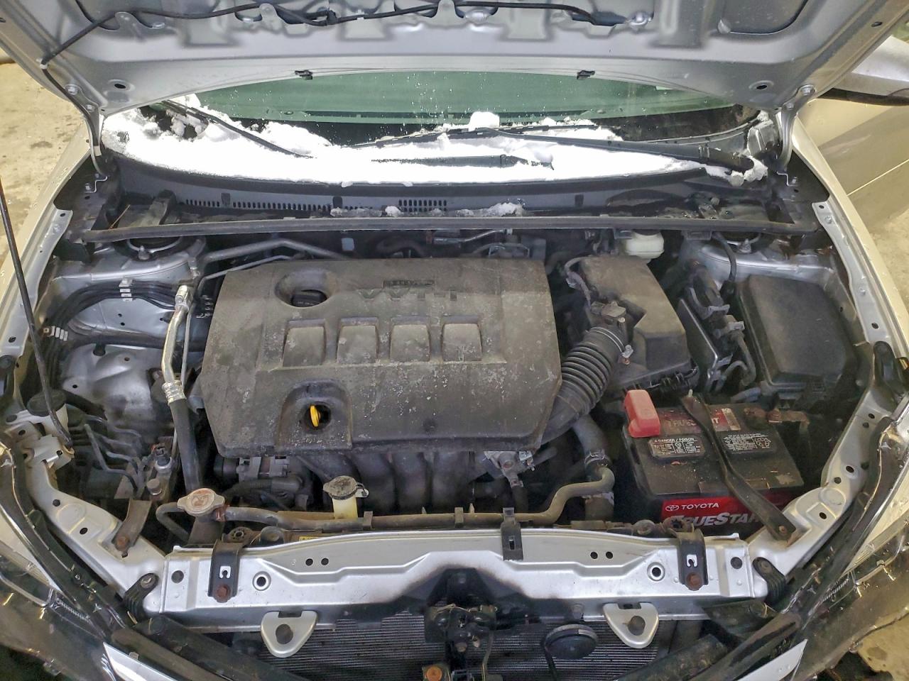 Toyota Corolla L Image 11