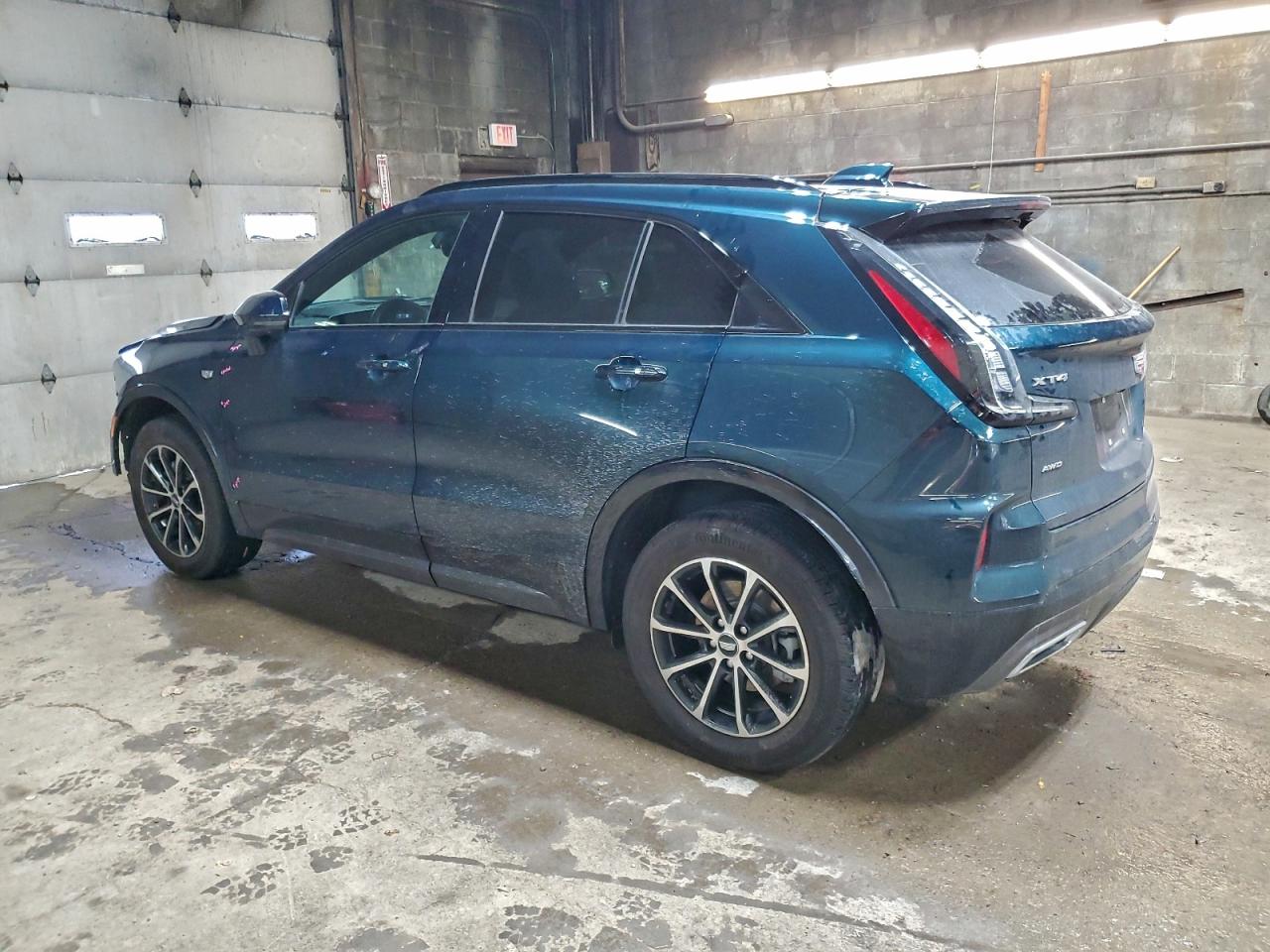 Cadillac XT4 Sport Image 2