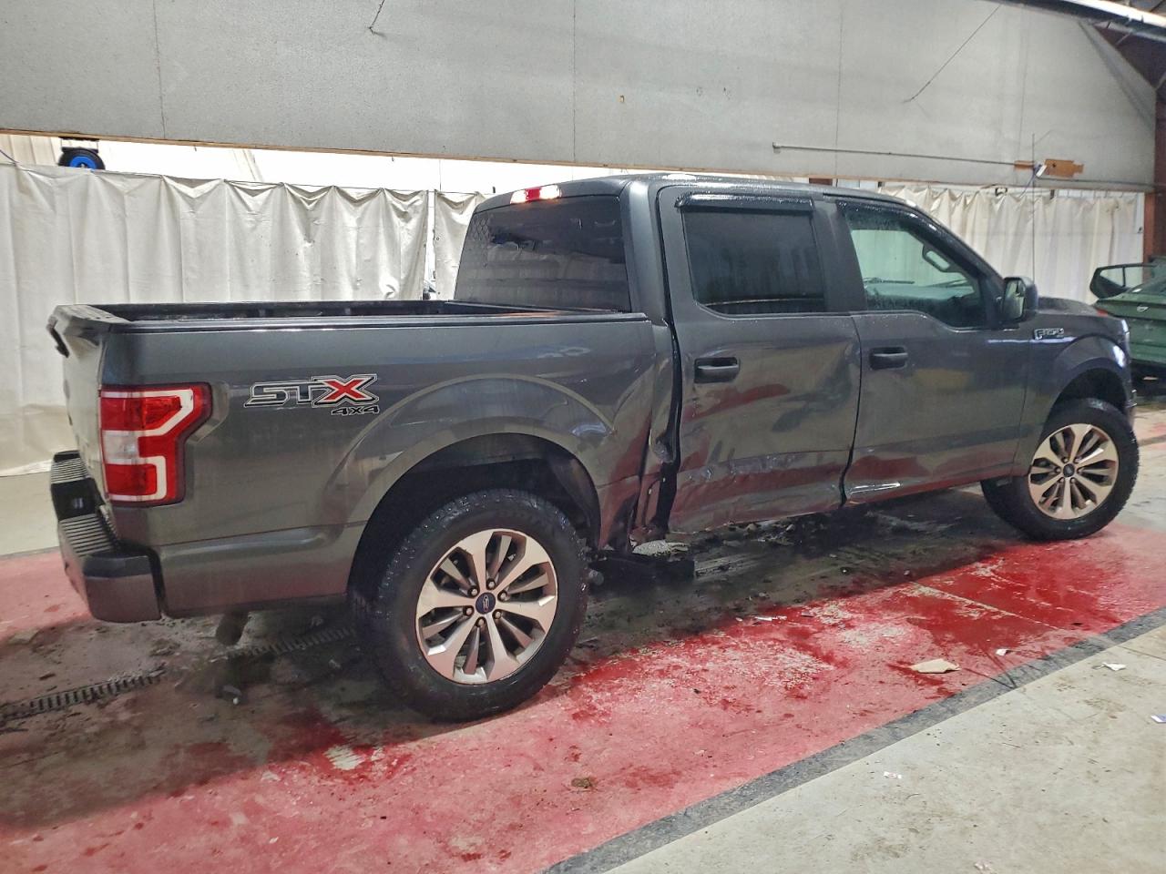 Ford F-150 Supercrew Image 9