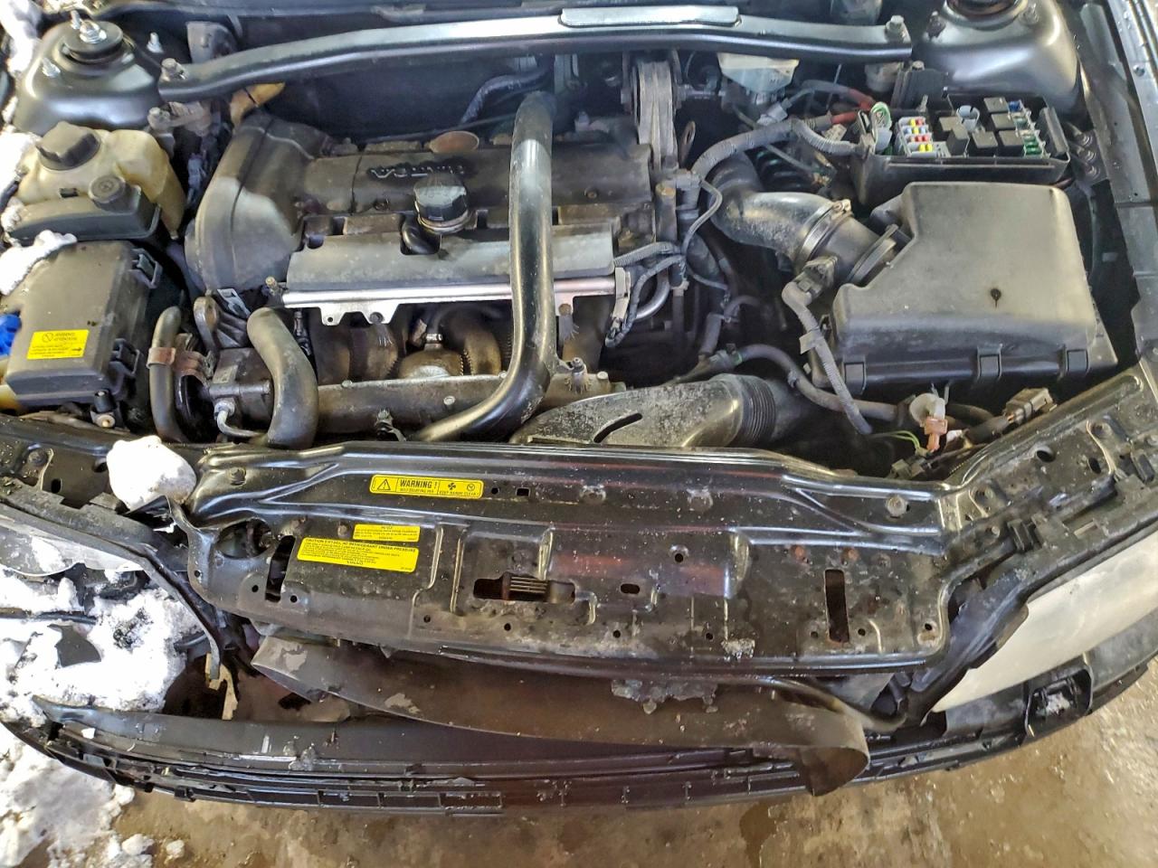 Volvo S60 2.5t Image 5