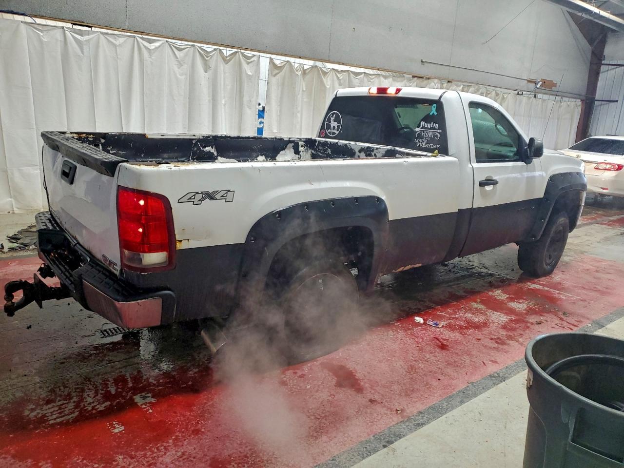 GMC Sierra K1500 Image 4