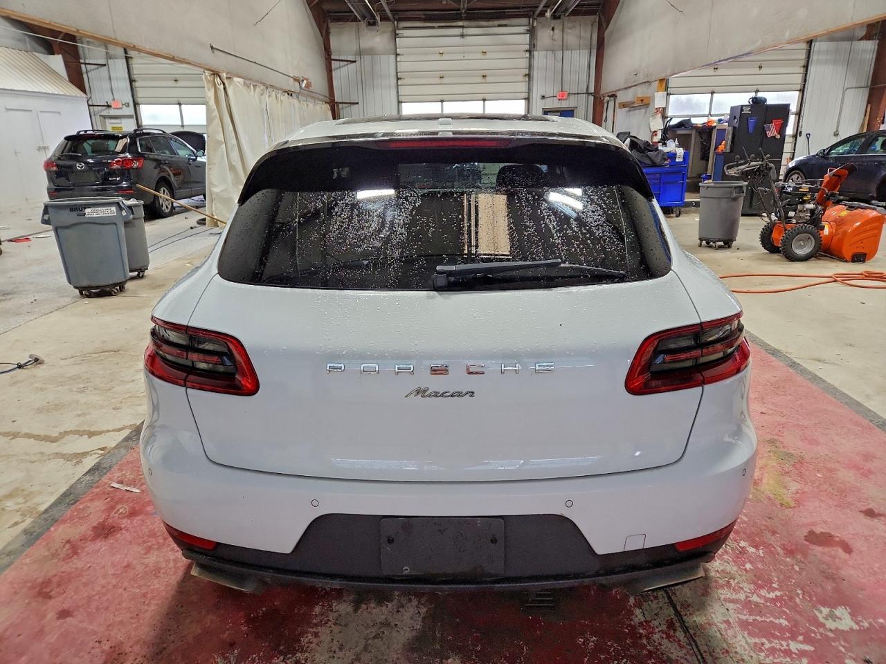 Porsche Macan Image 6