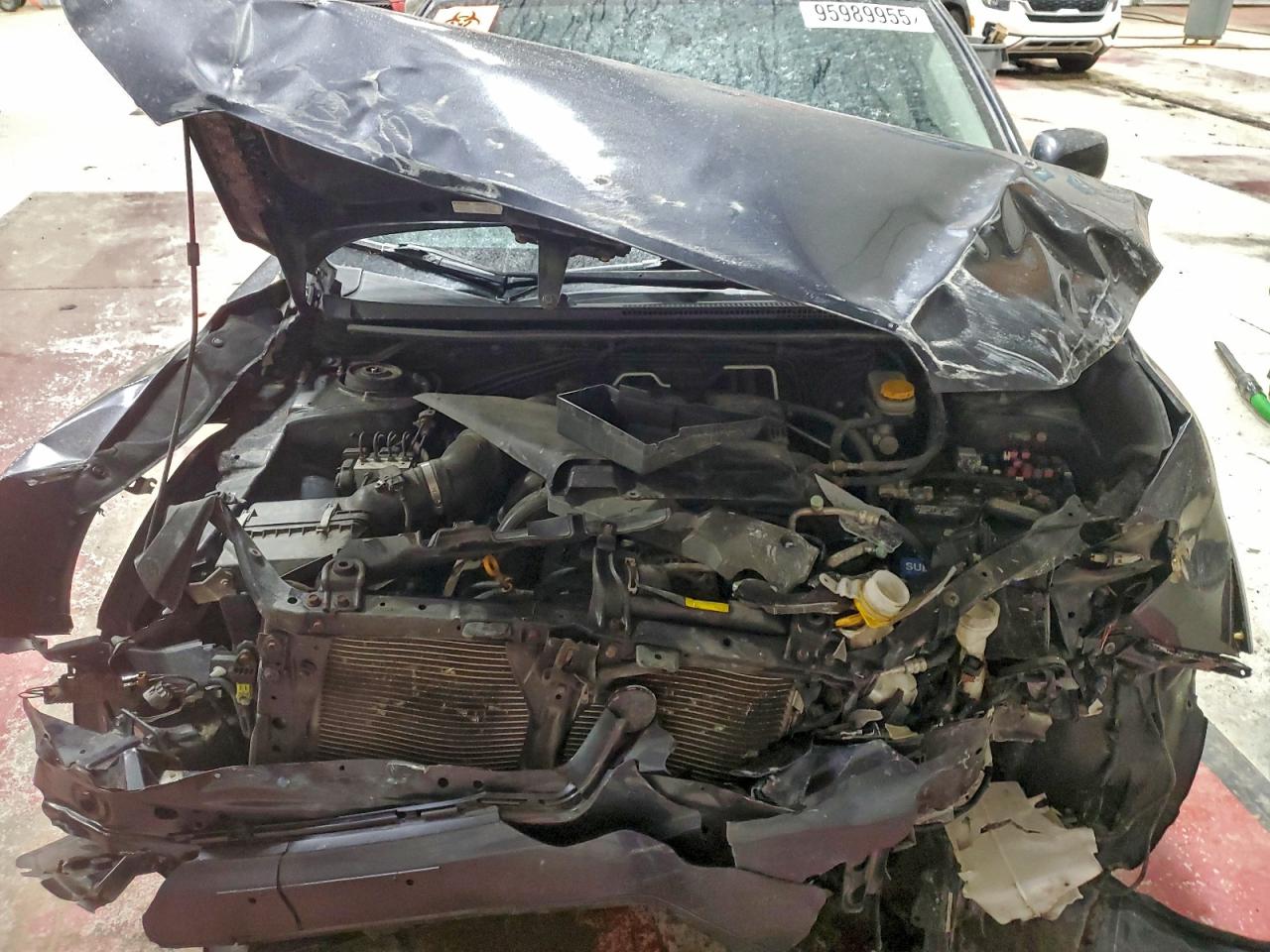 Subaru Xv 2.0 Limited Image 8