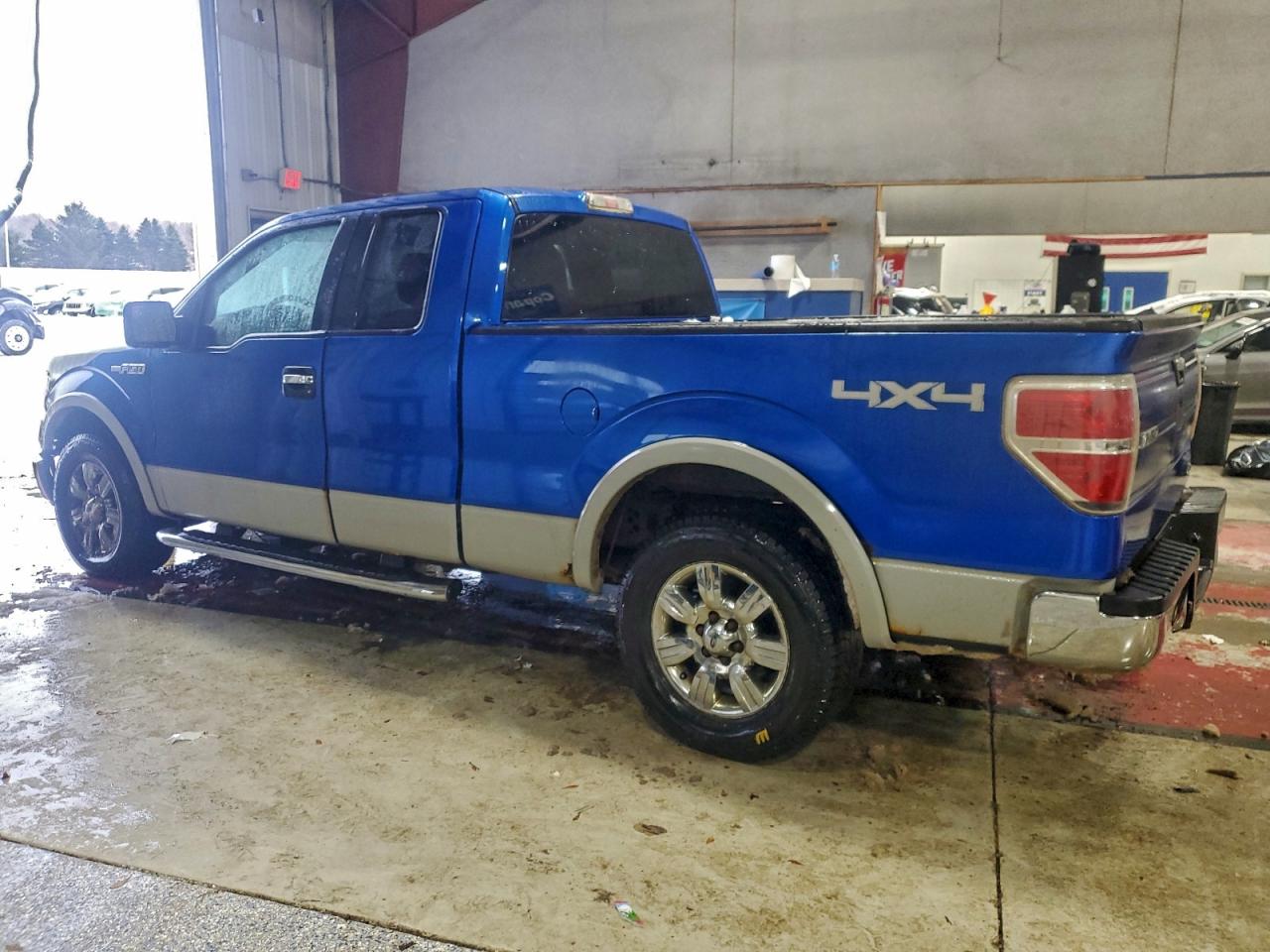 Ford F-150 Super Cab Image 12