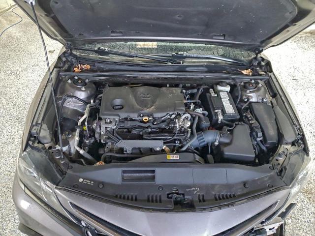 Toyota Camry Se Image 12