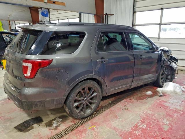 Ford Explorer Xlt Image 14