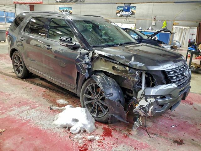 Ford Explorer Xlt Image 4