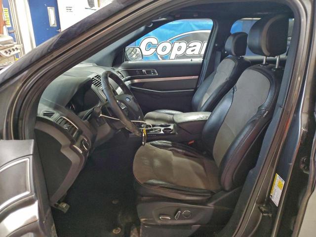 Ford Explorer Xlt Image 8