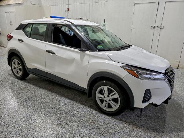 Nissan Kicks S Image 5