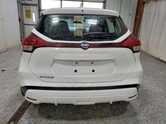 Nissan Kicks S Image 4
