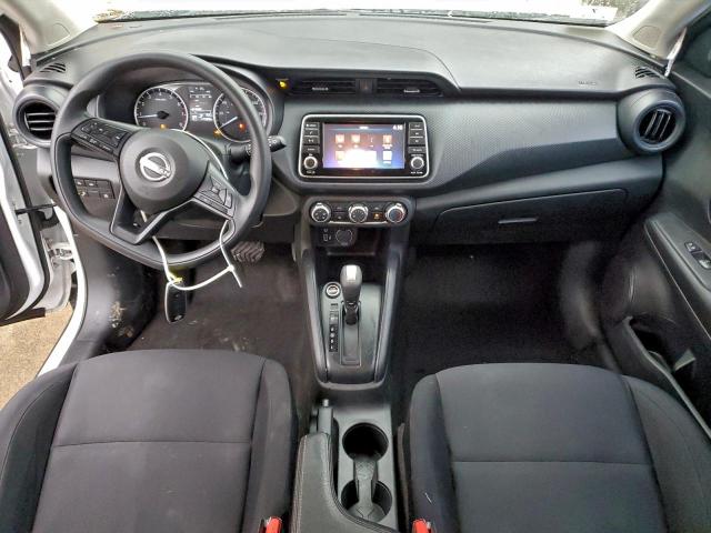 Nissan Kicks S Image 3