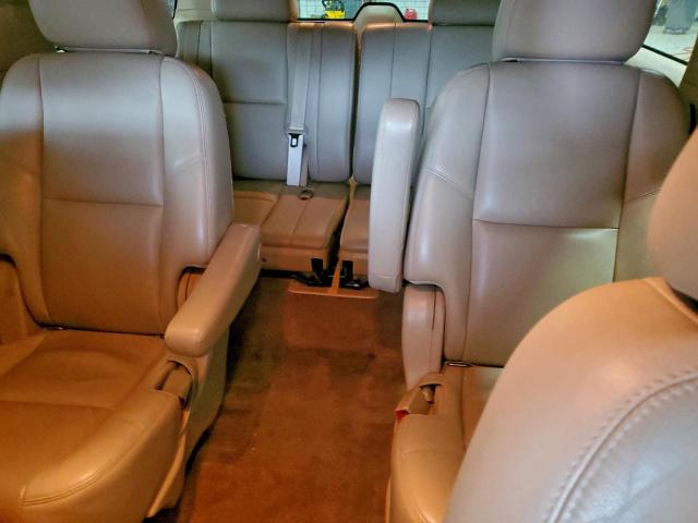 Chevrolet Suburban K1500 Ltz Image 11