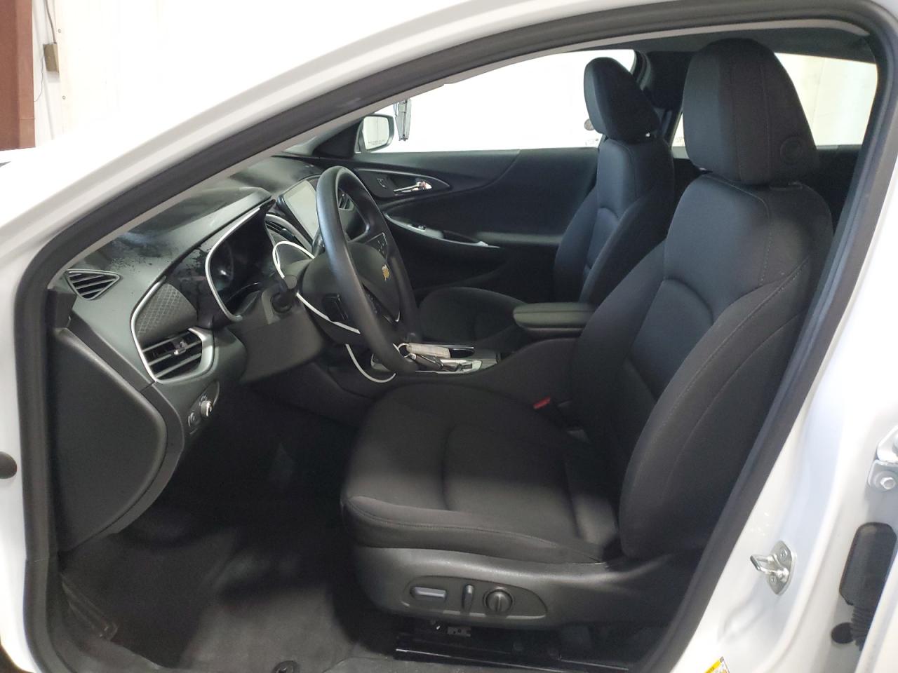 Chevrolet Malibu Lt Image 10