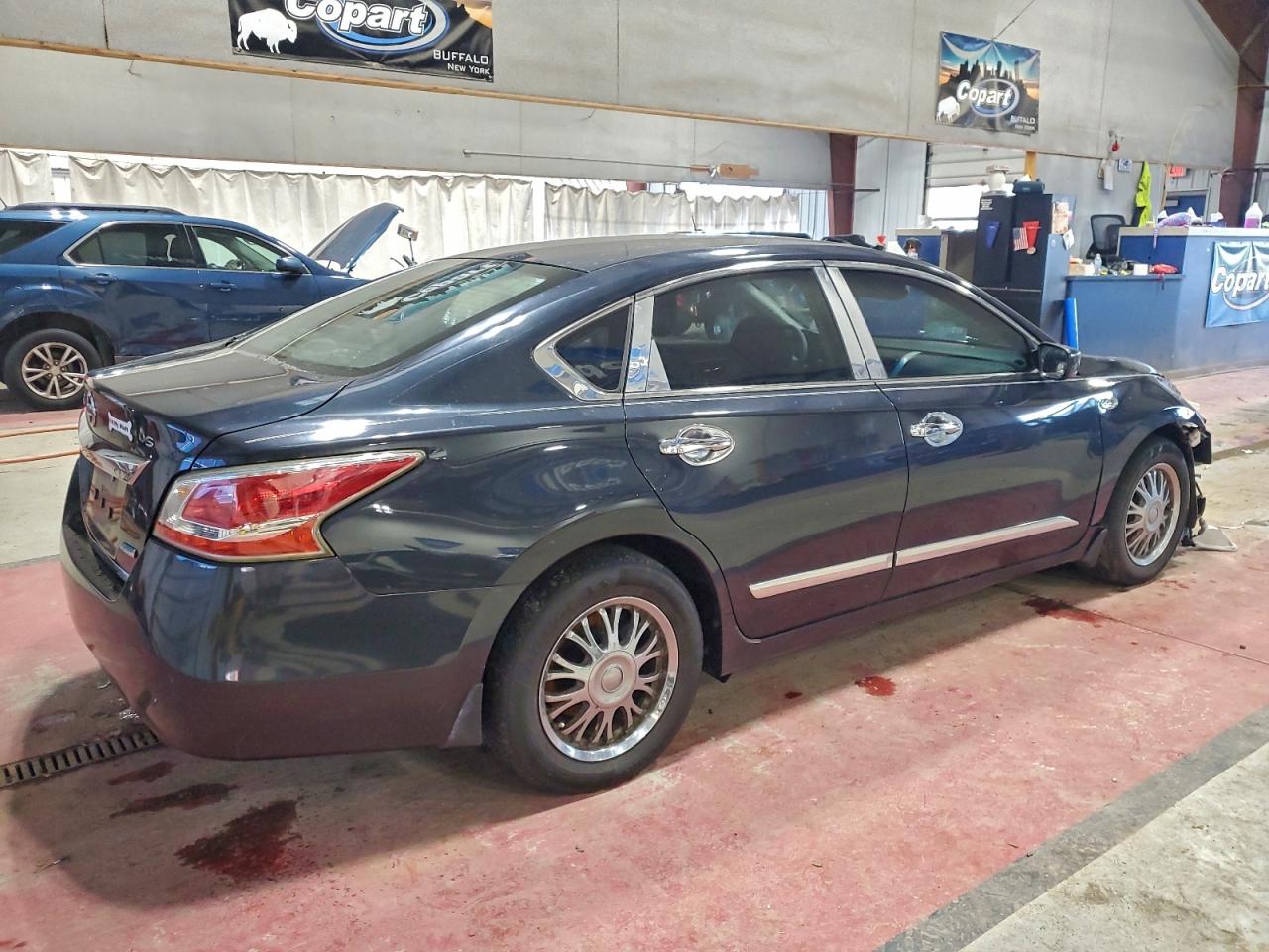 Nissan Altima 2.5 Image 5