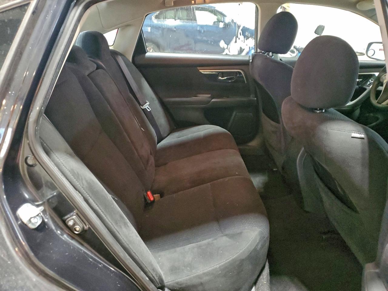 Nissan Altima 2.5 Image 4