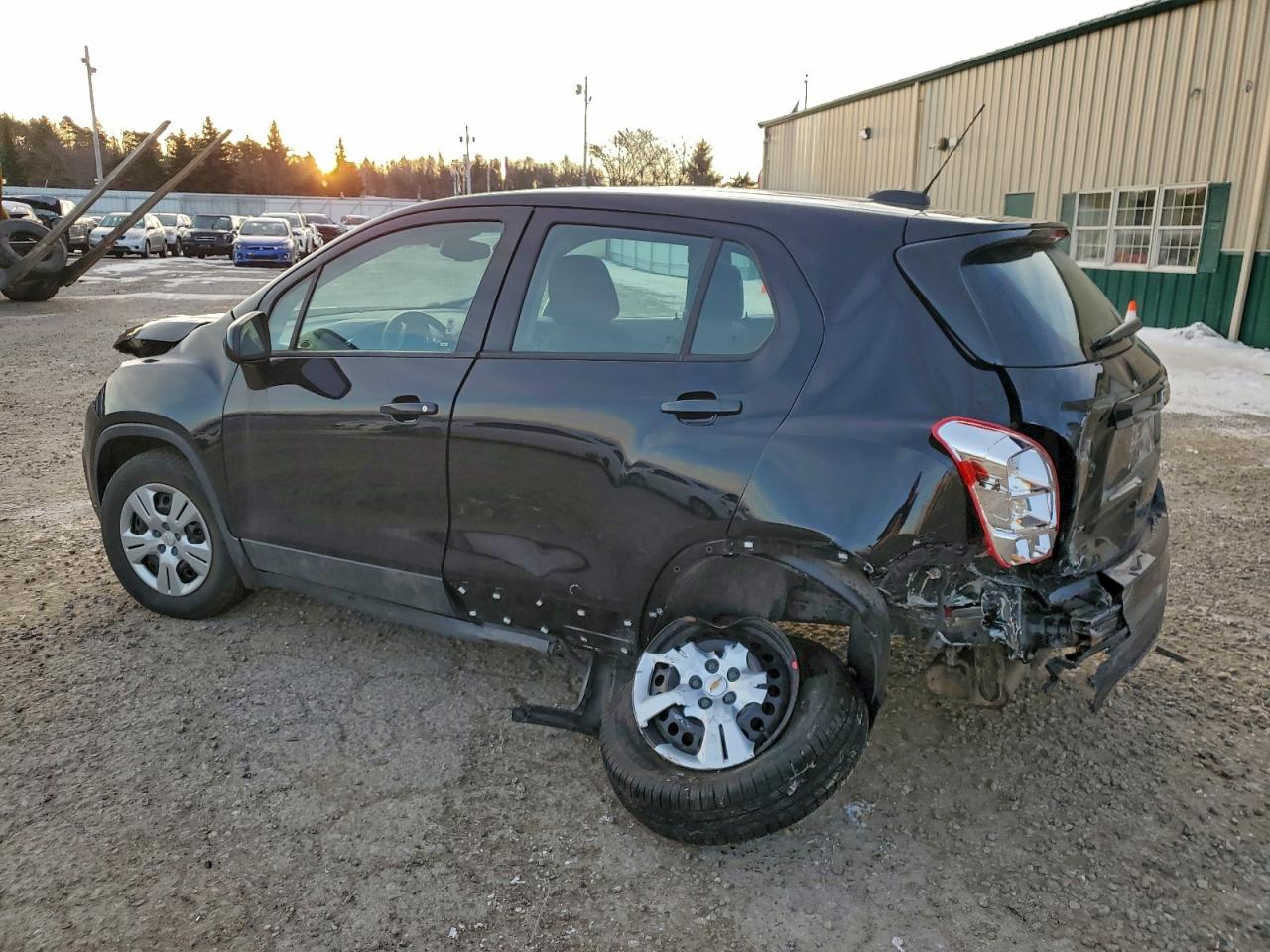 Chevrolet Trax Ls Image 13