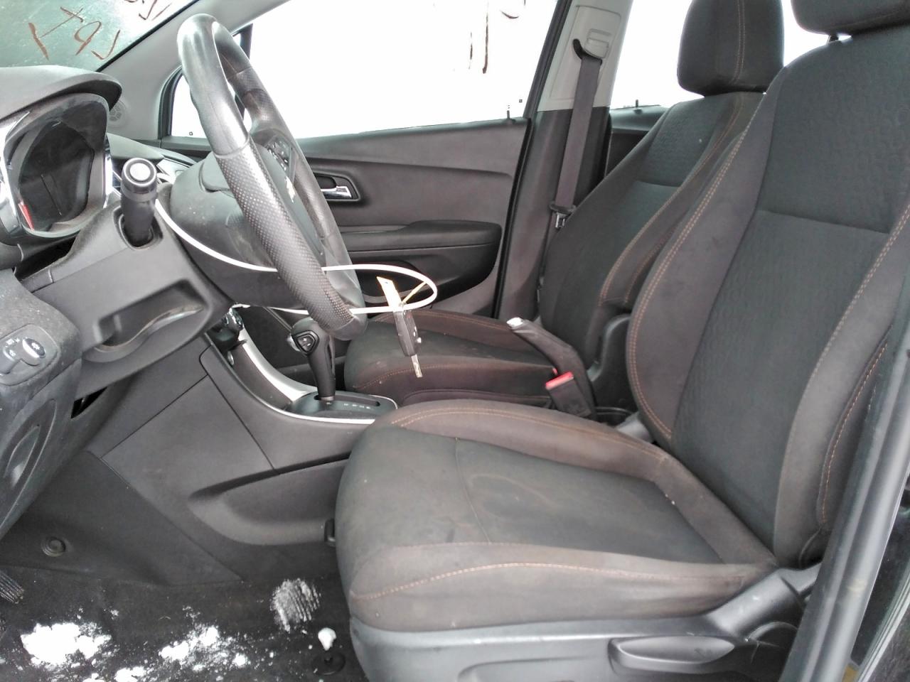 Chevrolet Trax Ls Image 9