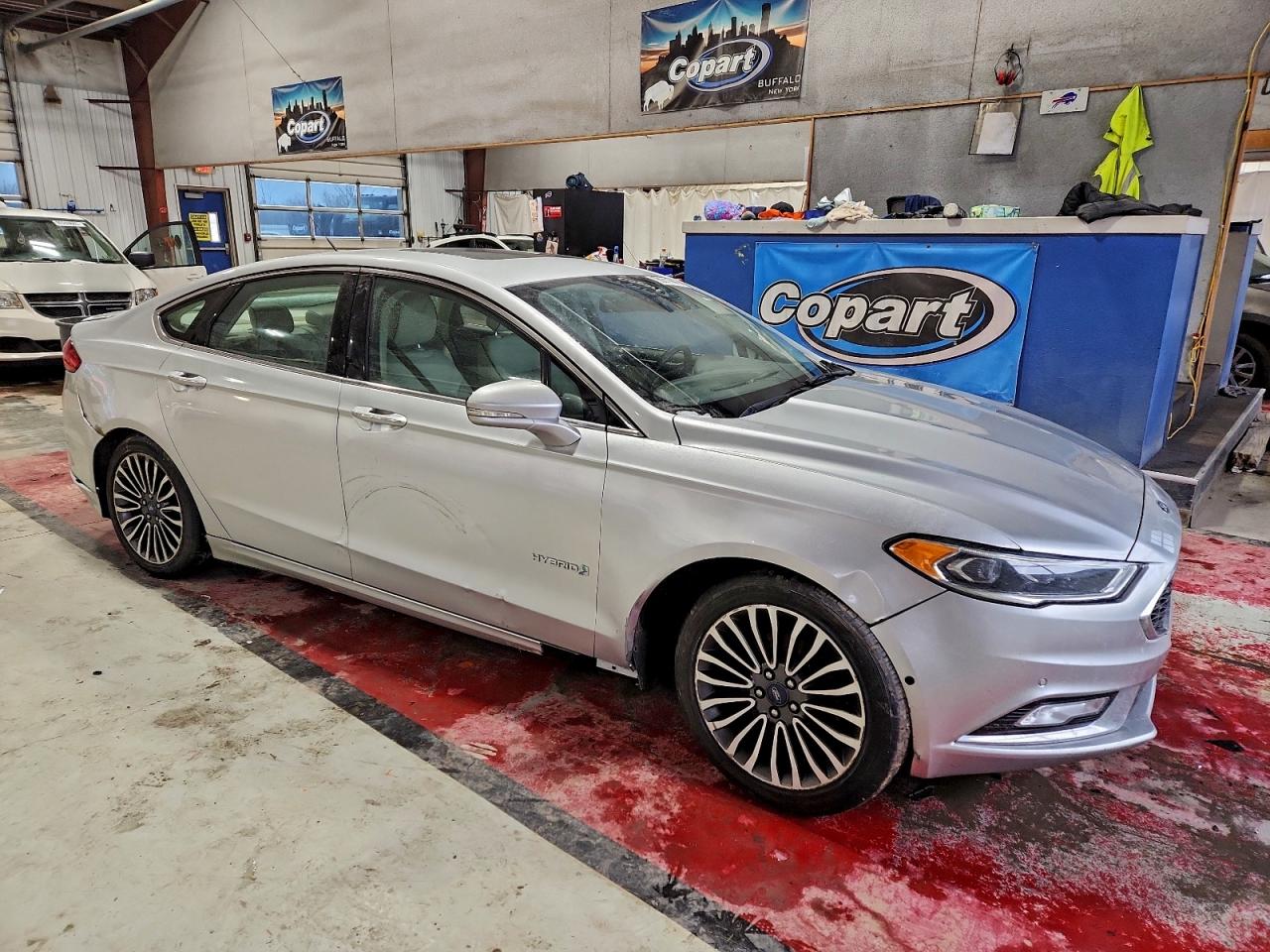 Ford Fusion Titanium Hev Image 9