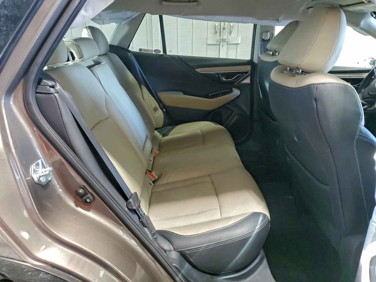 Subaru Outback Limited Xt Image 5