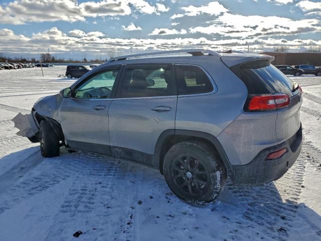 Jeep Grand Cherokee Latitude Image 2