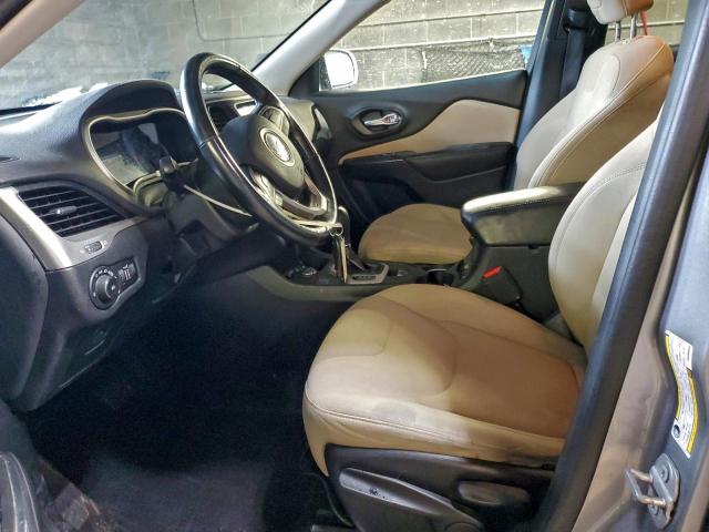 Jeep Grand Cherokee Latitude Image 3