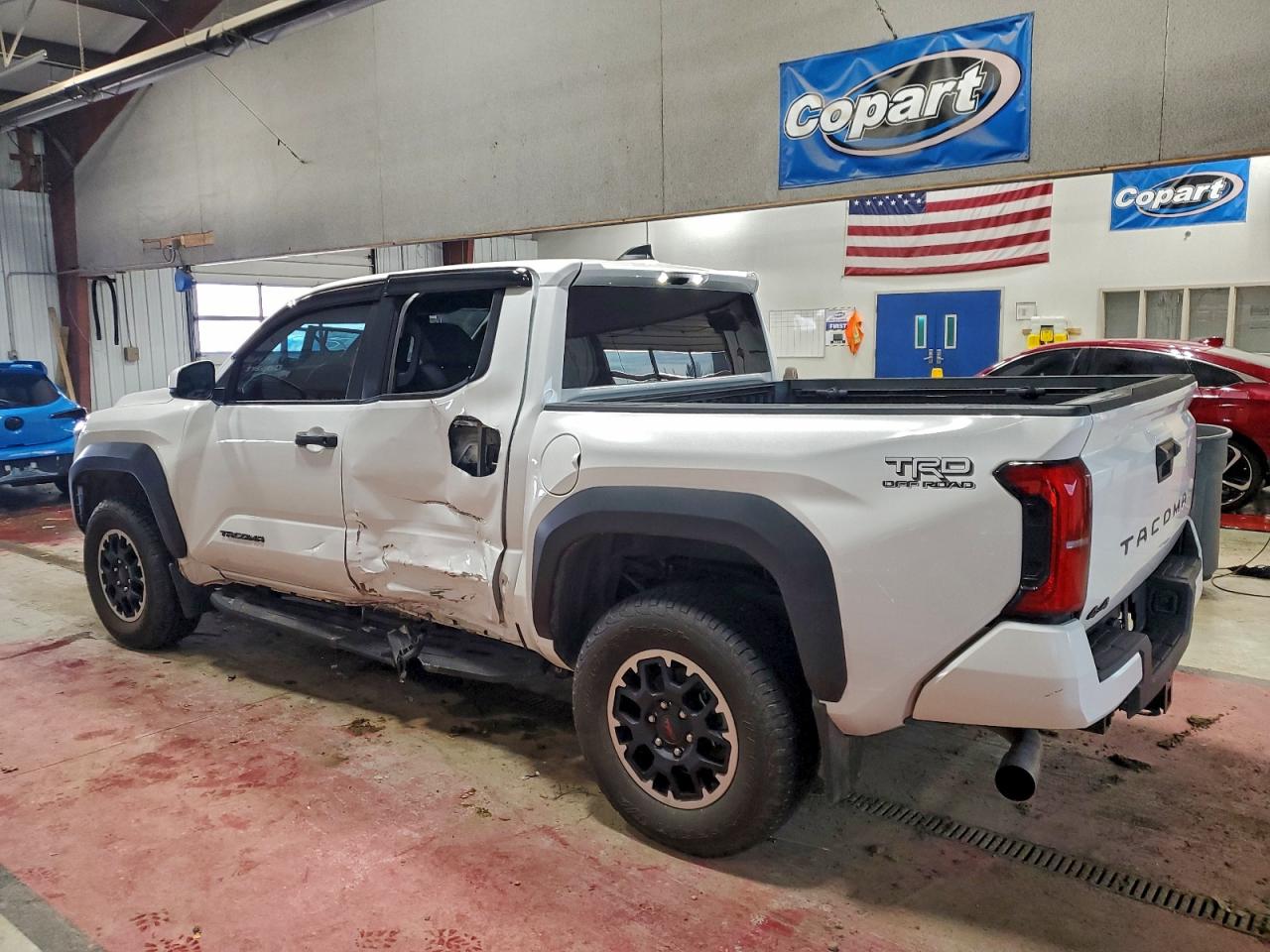 Toyota Tacoma Double Cab Image 2