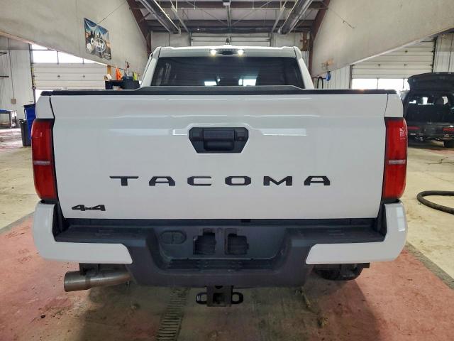 Toyota Tacoma Double Cab Image 9