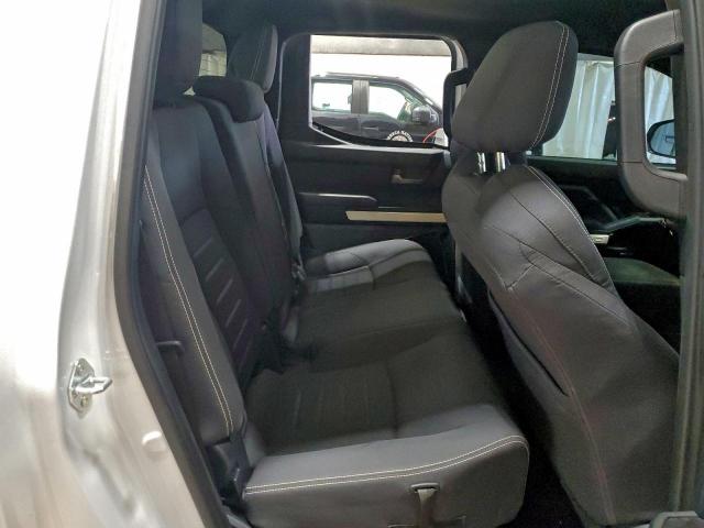 Toyota Tacoma Double Cab Image 5