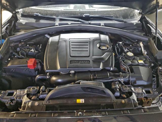 Jaguar F-PACE Image 11