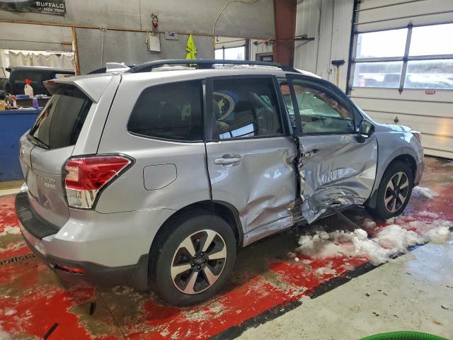 Subaru Forester 2.5i Premium Image 2