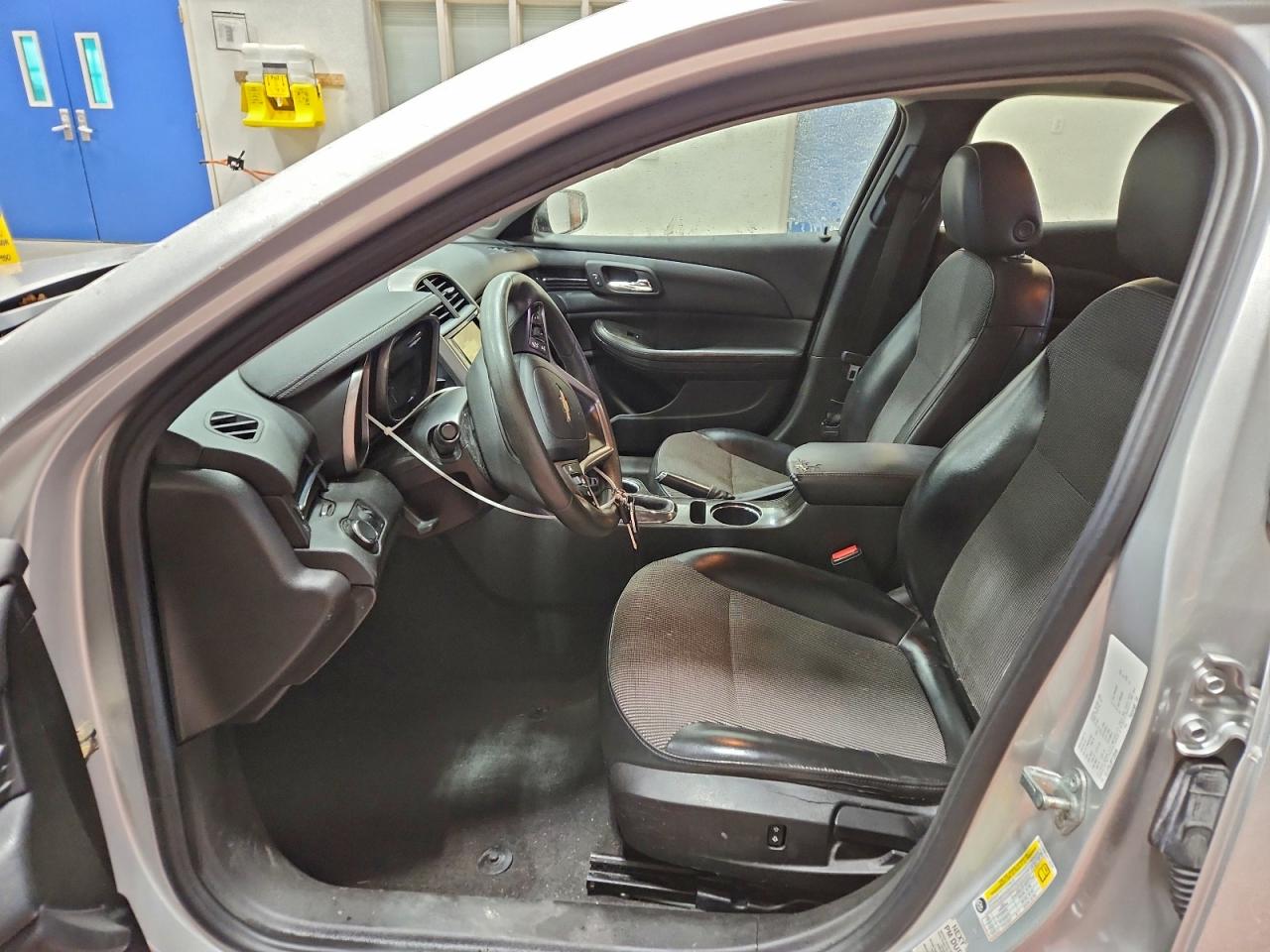 Chevrolet Malibu 1lt Image 3