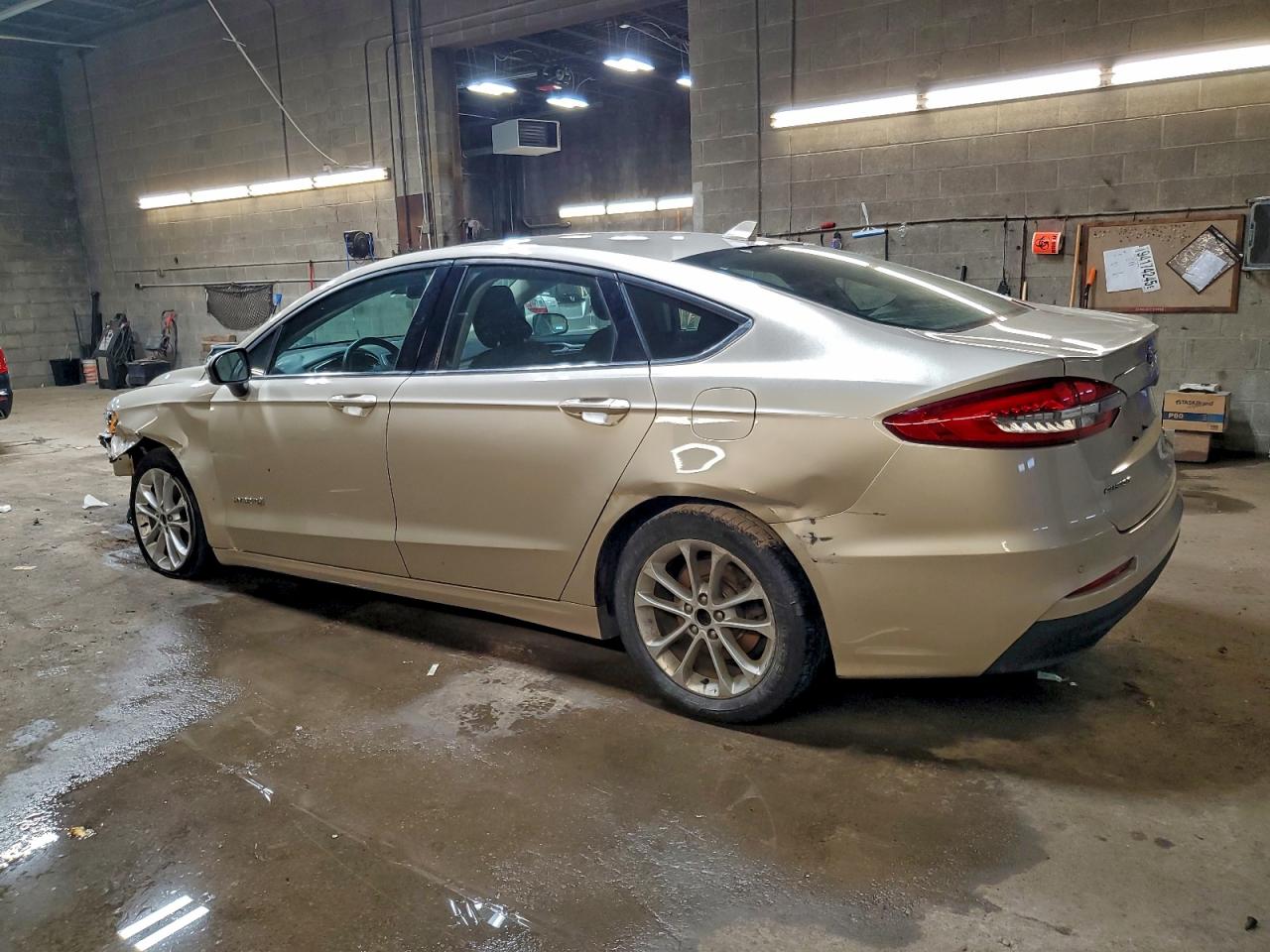 Ford Fusion Se Image 2